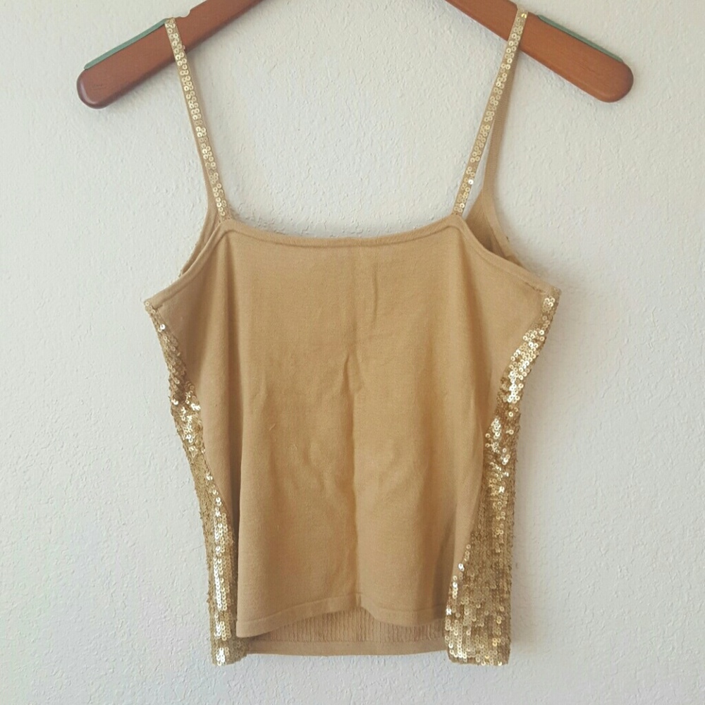 Amazing sequins top! - Picture 2 of 4